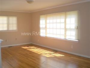 2007 McAfee Pl - Photo 2 of 9