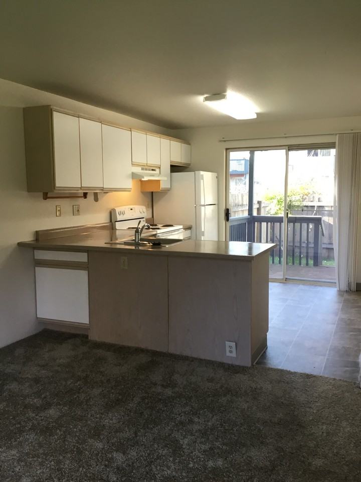 1460 Southwest Bertha Boulevard #20