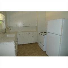 1713 Vermont Ave - Photo 3 of 8
