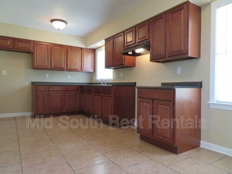 4166 Argonne St - Photo 3 of 8