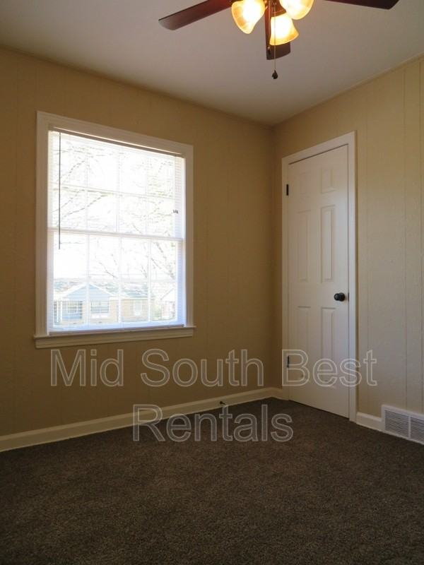 4166 Argonne St - Photo 6 of 8