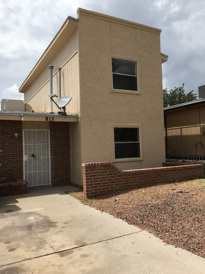 815 Silvestre Rd #1 - Photo 2 of 29