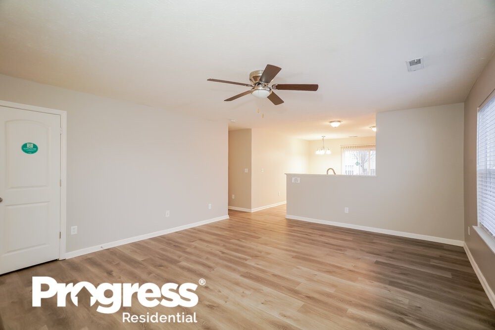 659 Fieldbrook Ct - Photo 3 of 16