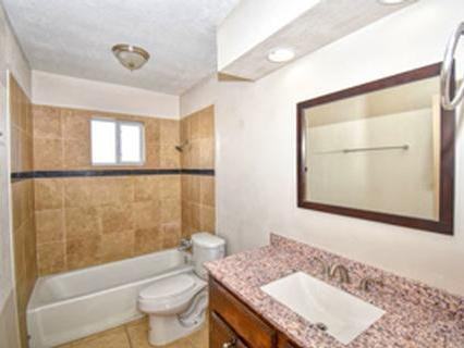 2828 Collingsworth St - Photo 2 of 13