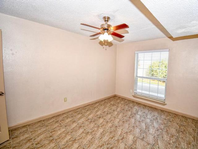 2828 Collingsworth St - Photo 3 of 13