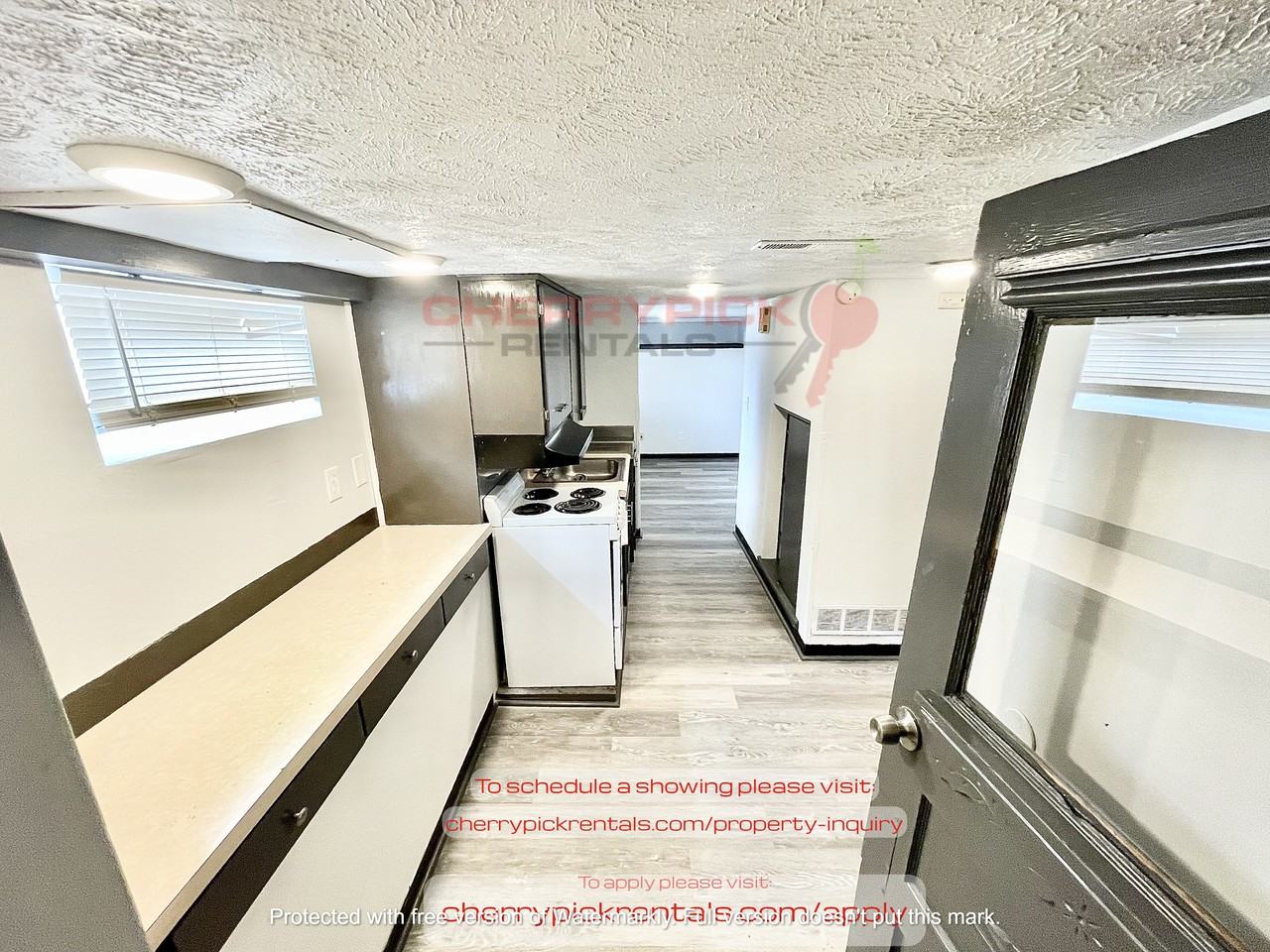 5101 North 46th Street - Photo 3 of 9