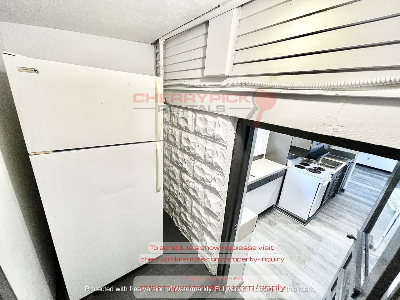 5101 North 46th Street - Photo 2 of 9