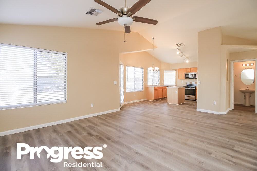 2024 E Appaloosa Rd - Photo 5 of 17