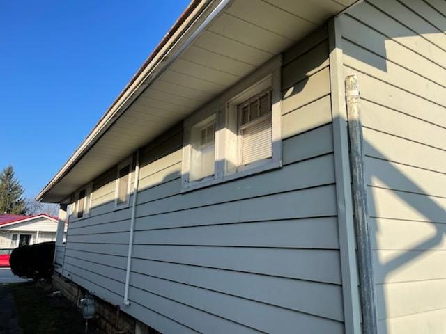 213 S Main St - Photo 2 of 9