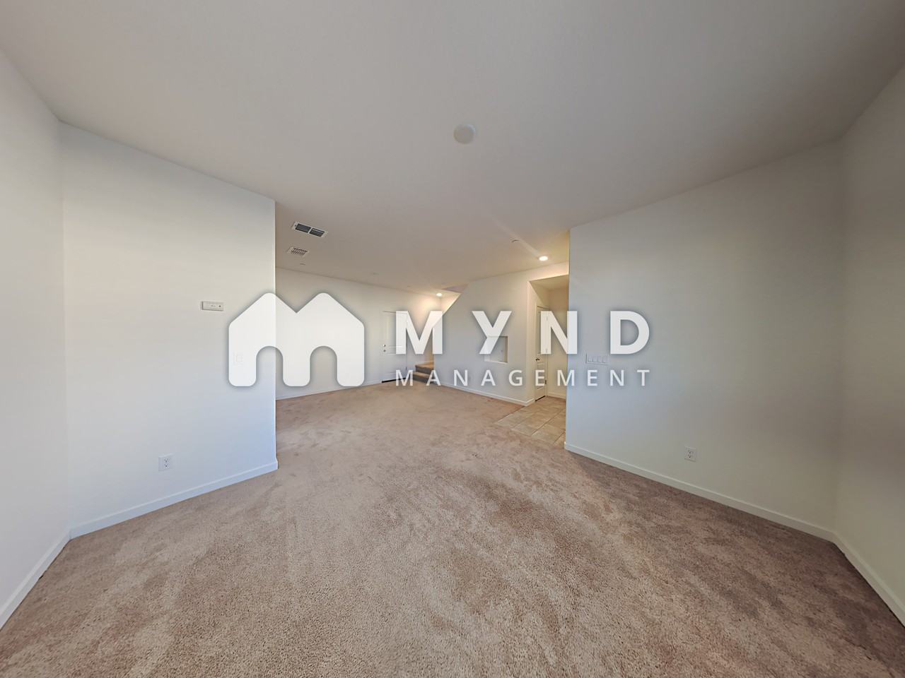 4160 Rotor Ln - Photo 2 of 19