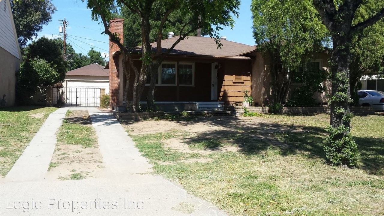 1236 W 24th St - Photo 3 of 14