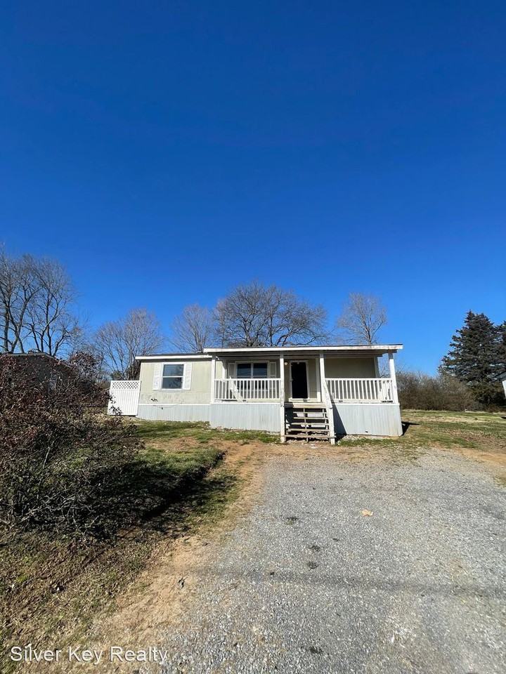 270 County Road 213 - Photo 2 of 12