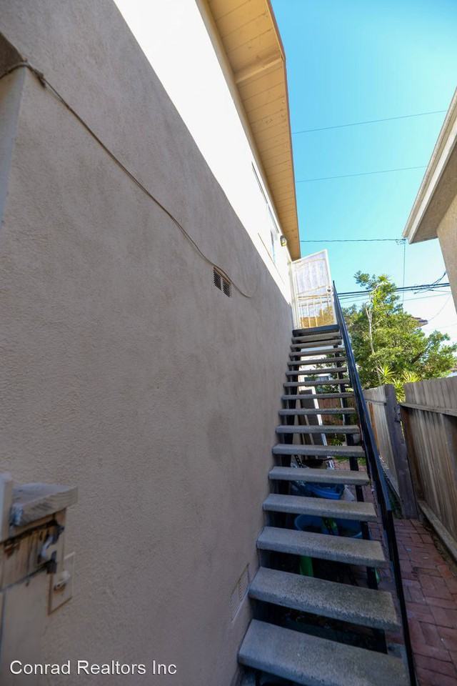 149 W Mariposa - Photo 3 of 15