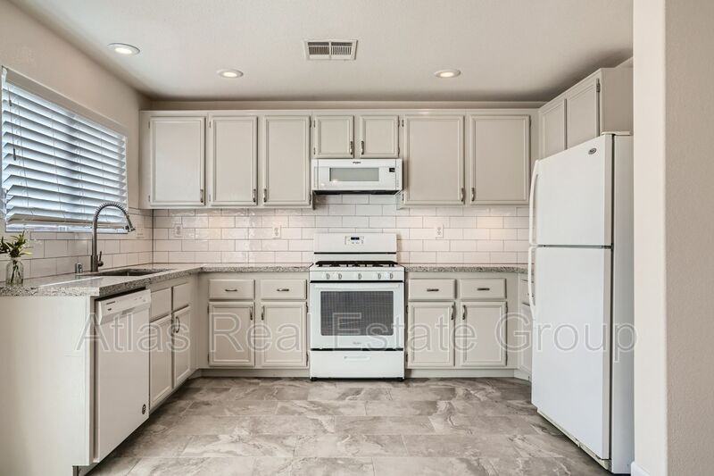 11745 Marina Grande Ct - Photo 2 of 13