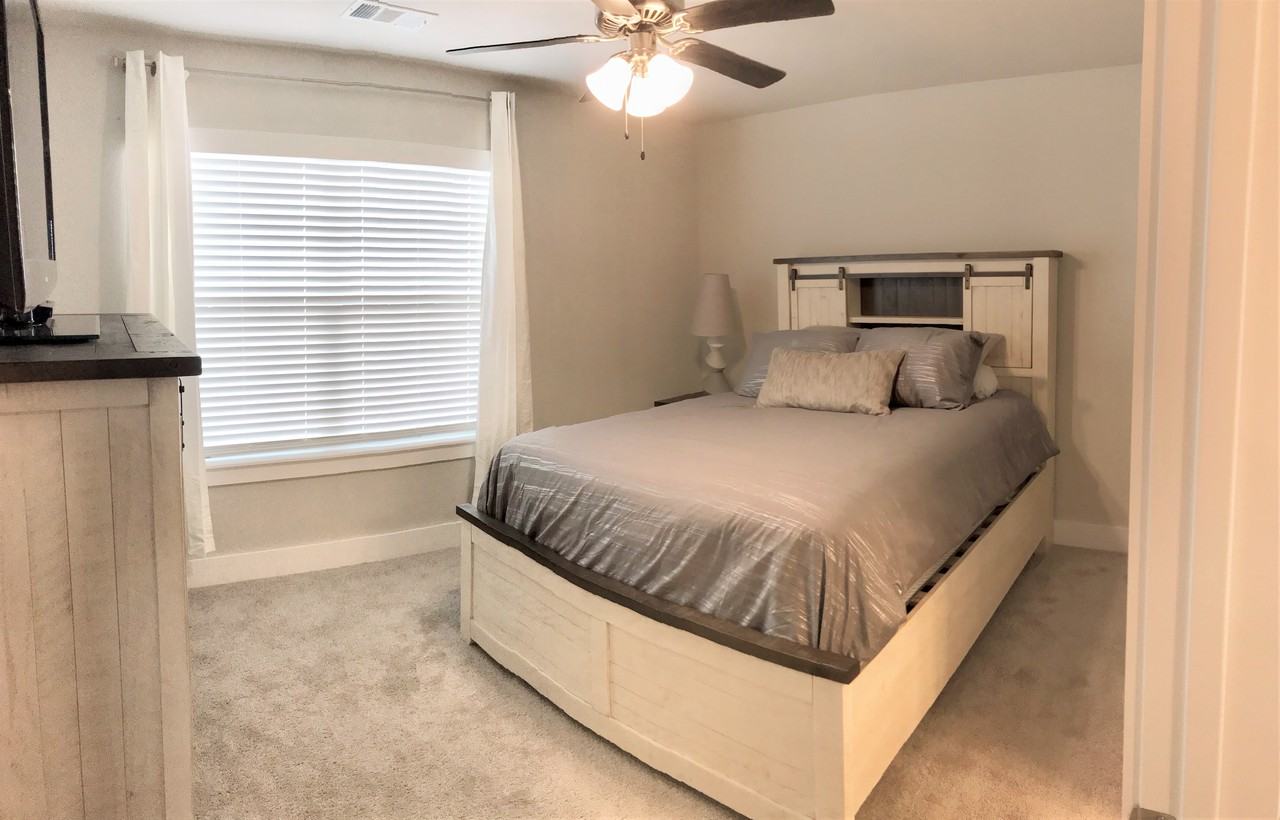 7756 Har Ber Ave - Photo 4 of 6