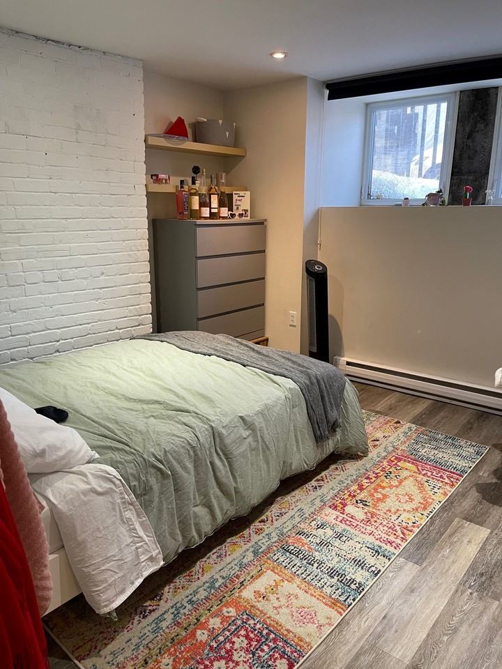 3666 Durocher - Photo 4 of 14