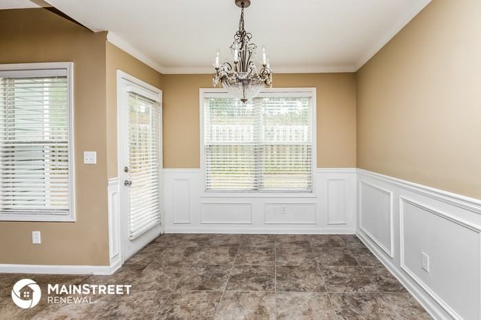 40 Michael Ryan Dr - Photo 3 of 15