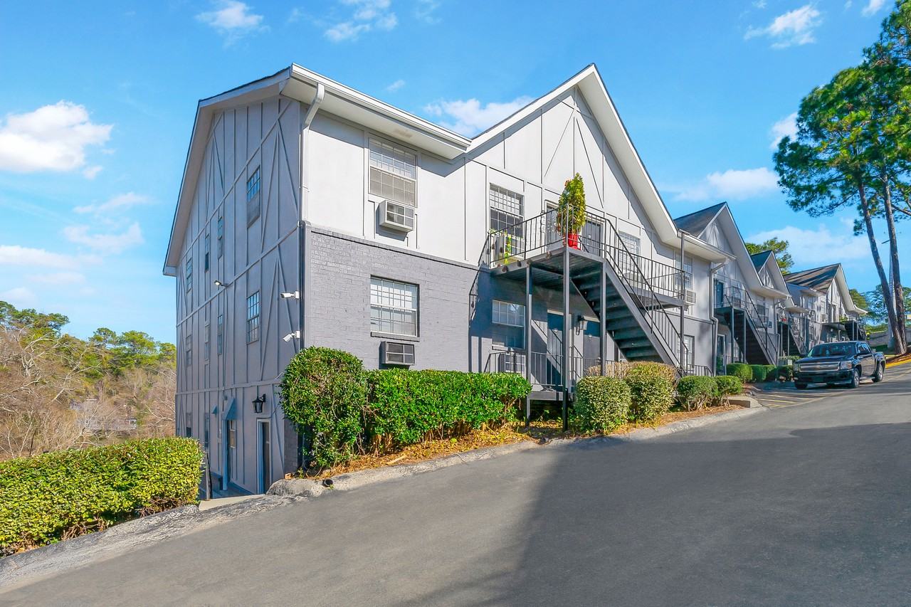 Rio at Lenox - Photo 5 of 18