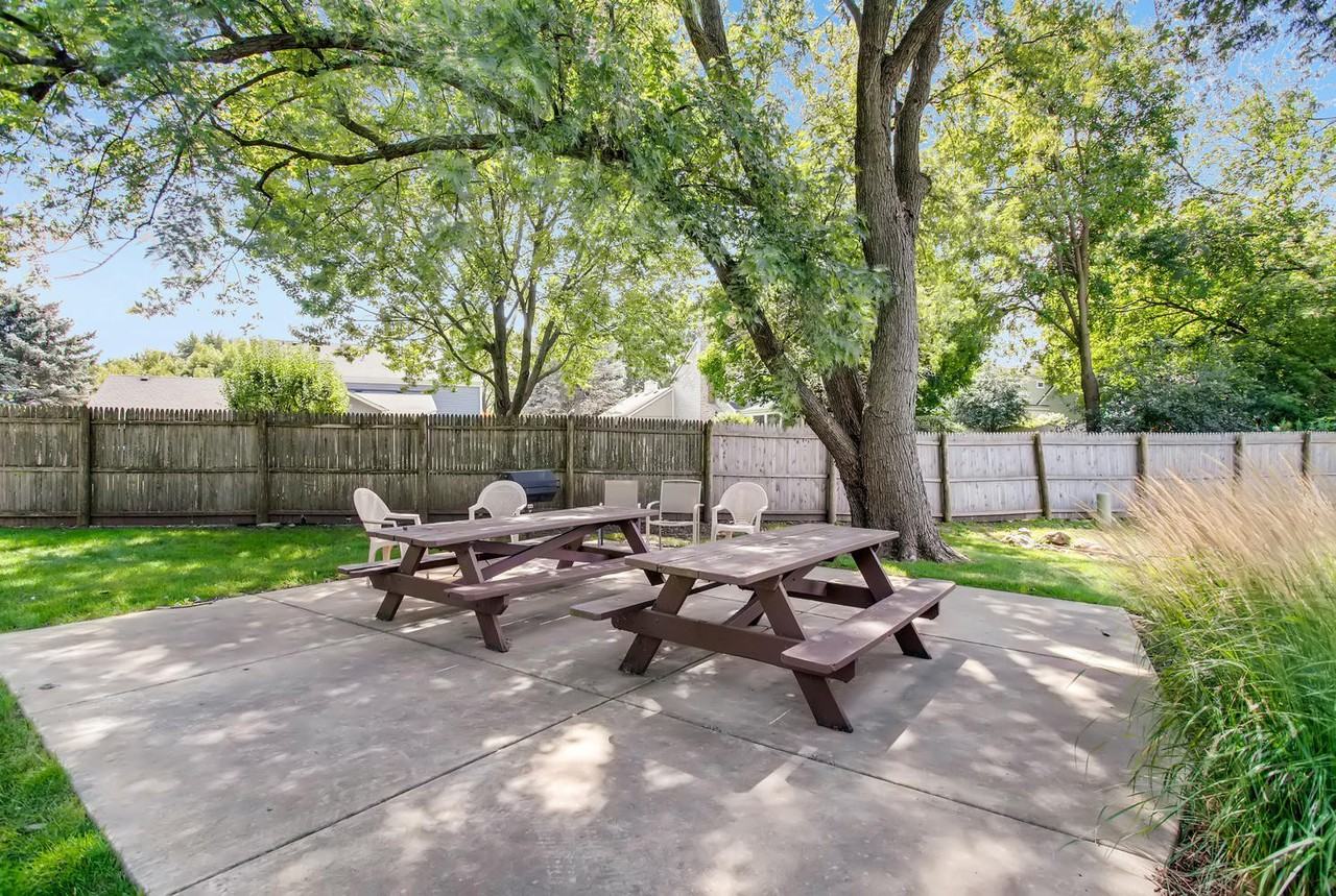 Maple Park Apartments - Photo 7 of 10