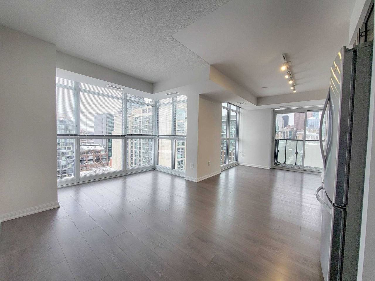 400 Adelaide Street East - Photo 3 of 8