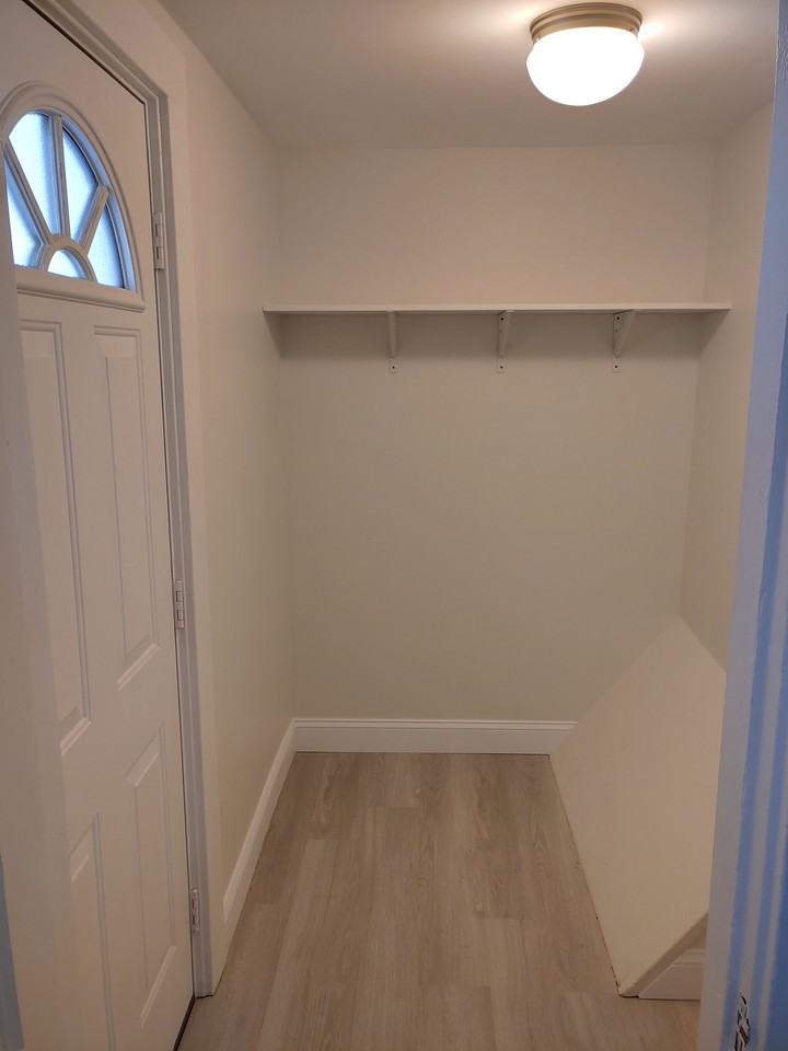 156 South Street - Photo 3 of 12