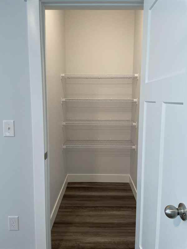 302 Wn - Photo 7 of 23