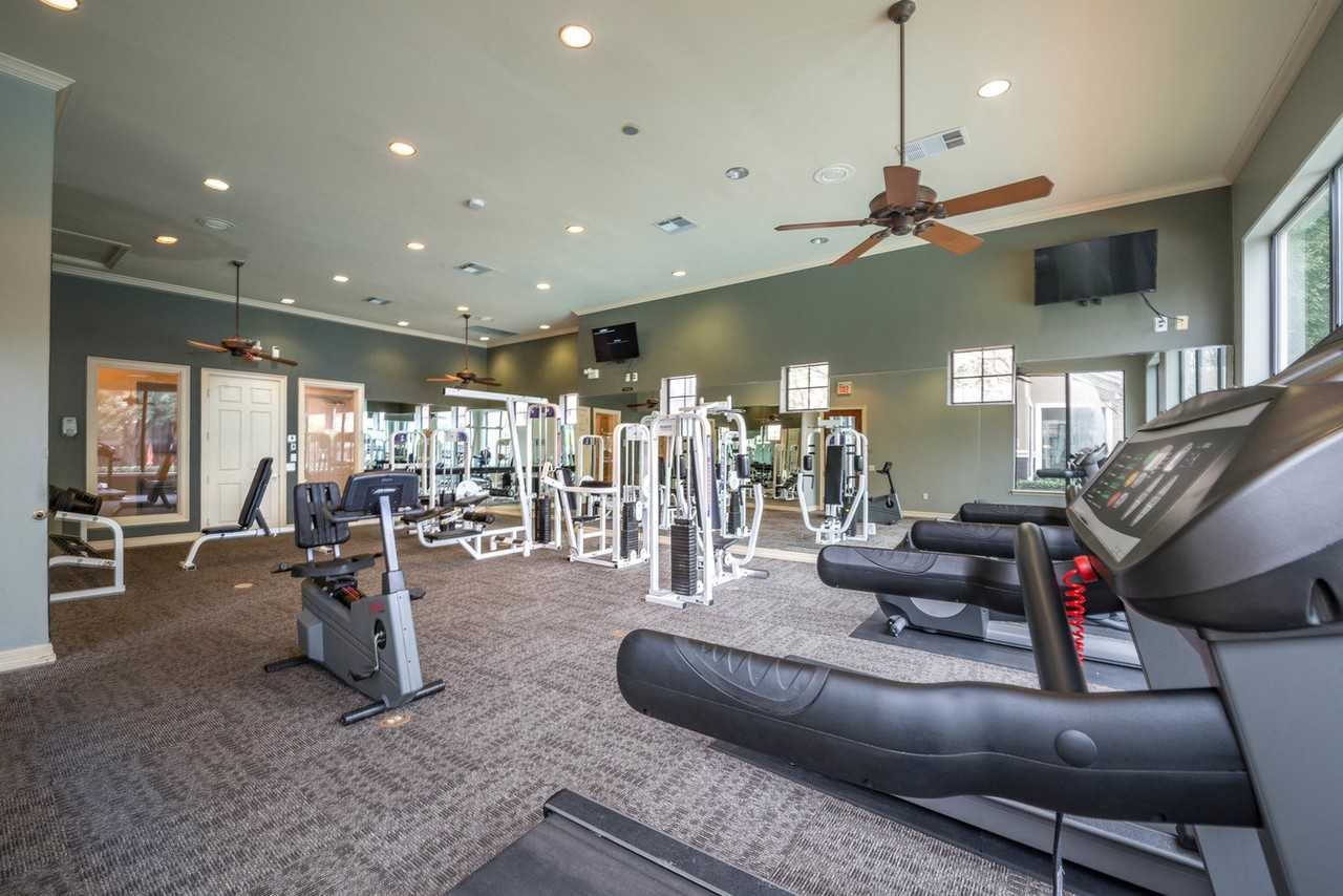 4703 Charles Place - Photo 3 of 6