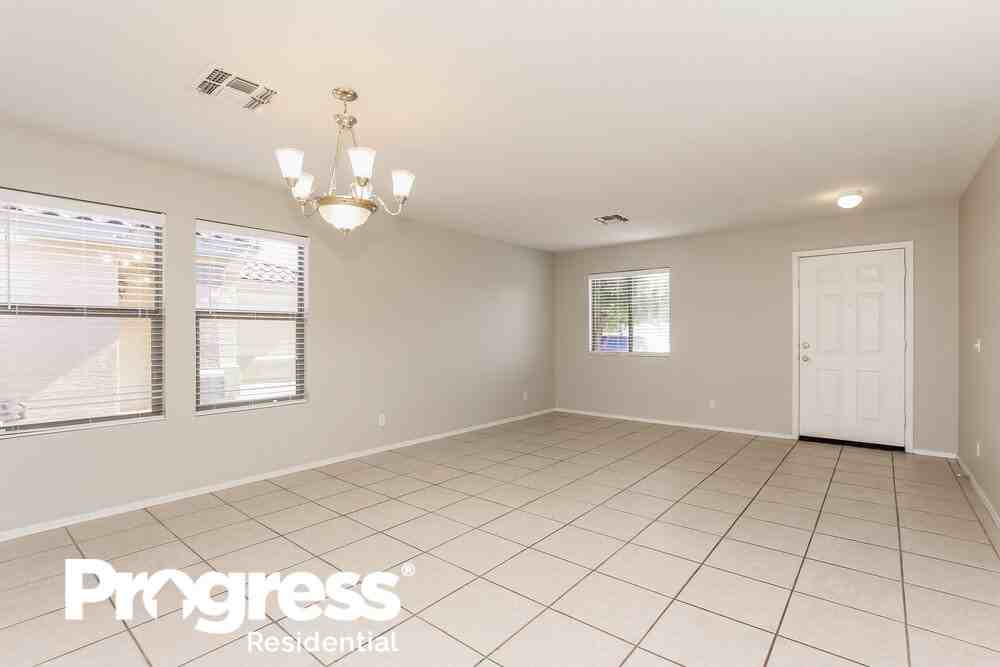 10522 W Via Del Sol - Photo 3 of 21