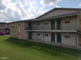 505 Hackberry St - Photo 1 of 1