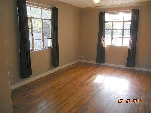 2515 12th Ave N #1 - Photo 4 of 15