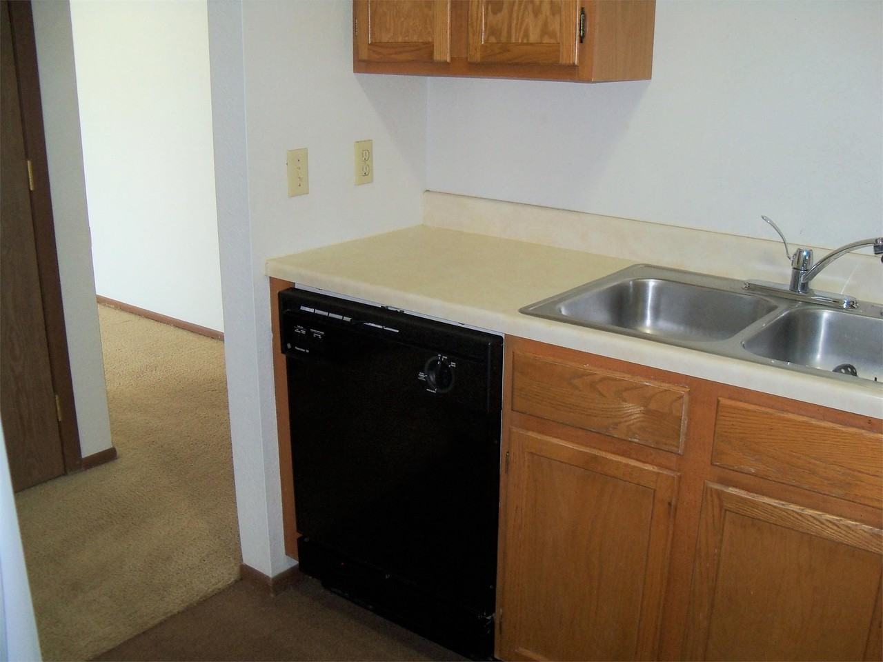 18 Almadin Ln #D - Photo 5 of 11
