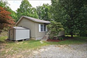 featured image of 52 Dillingham Rd #0