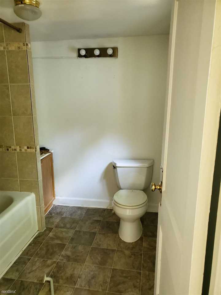 3196 Nordman Rd - Photo 2 of 18