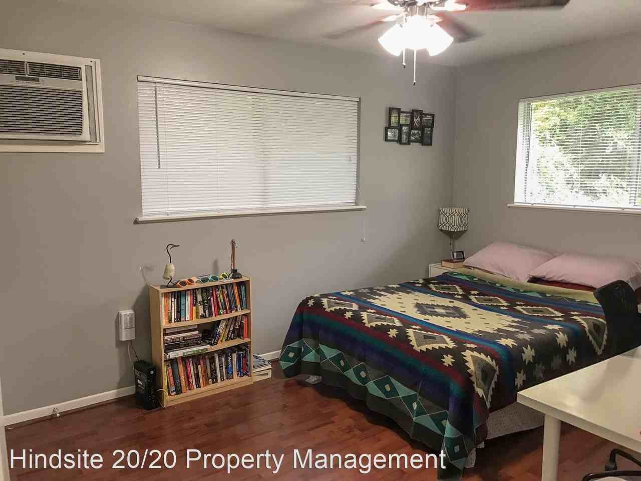 4713 Avenue H - Photo 3 of 13