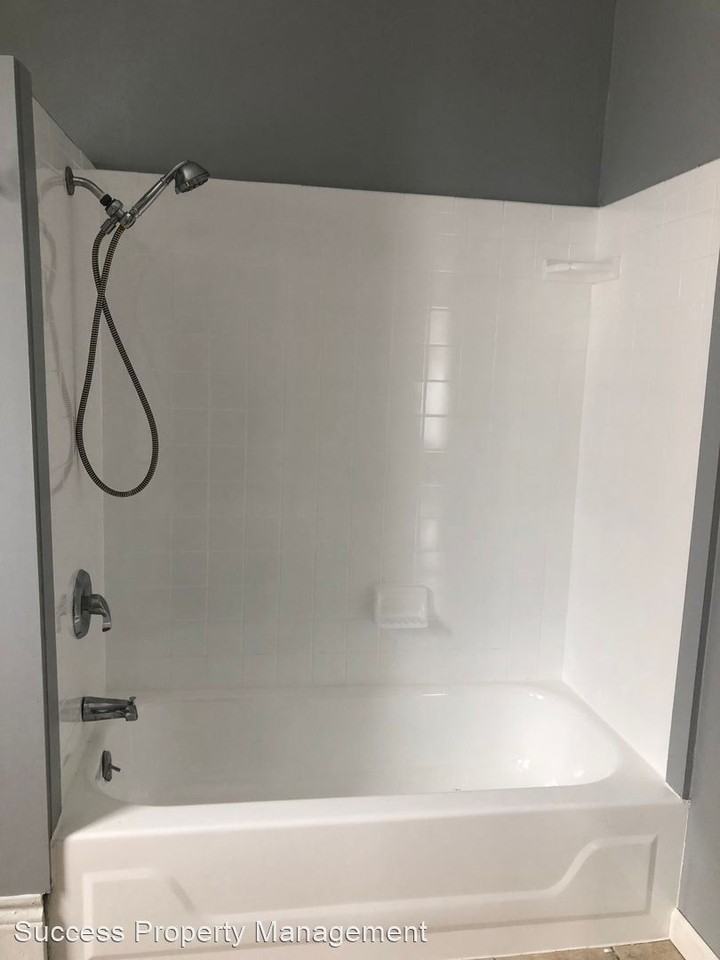 6035 24th Avenue - Photo 3 of 7