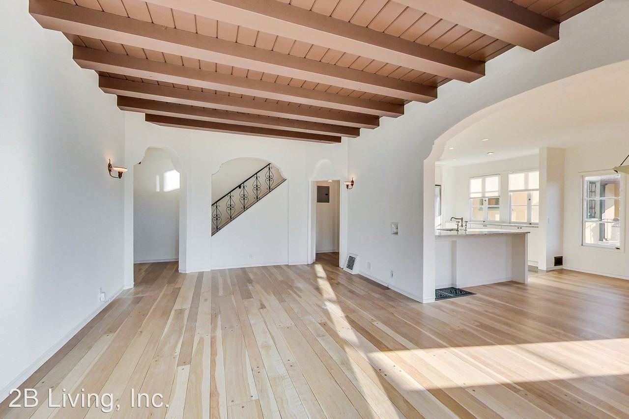 710 Jean St - Photo 3 of 42