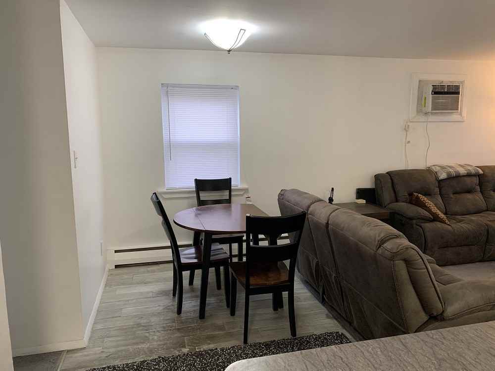 2348 Baldwin Ave - Photo 3 of 14