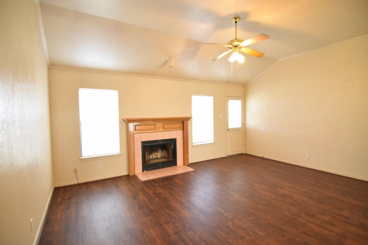 4201 Carolyn Dr - Photo 5 of 27