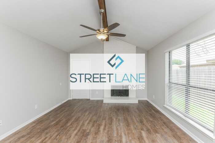 6709 S Creek Dr - Photo 2 of 15