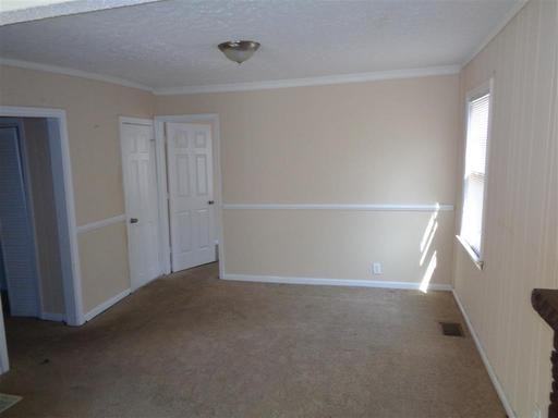 4261 Bakers Ferry Rd SW - Photo 2 of 6