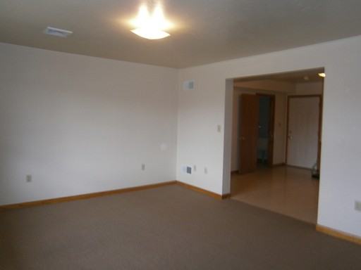 3206 Partridge Dr - Photo 3 of 12