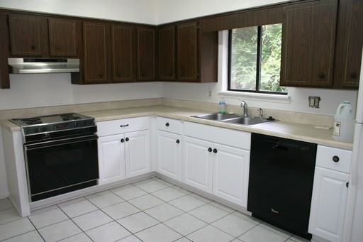 7035 Holiday Hill Ct - Photo 3 of 27