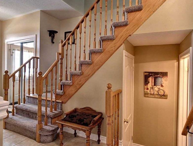 208 Springstead Av - Photo 3 of 29