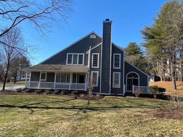 132 N Village Ln - Photo 2 of 14