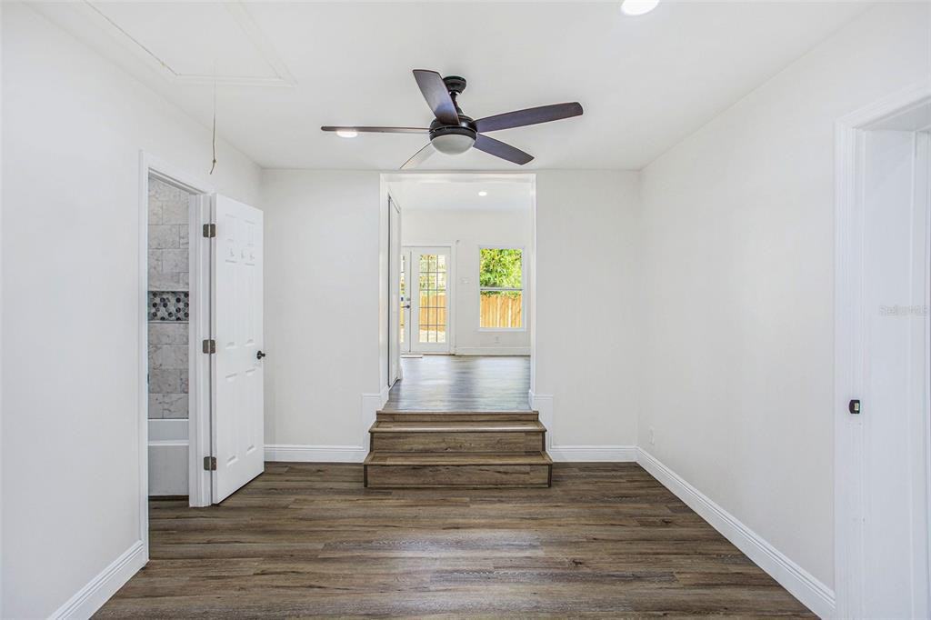 2921 West Averill Avenue - Photo 3 of 14