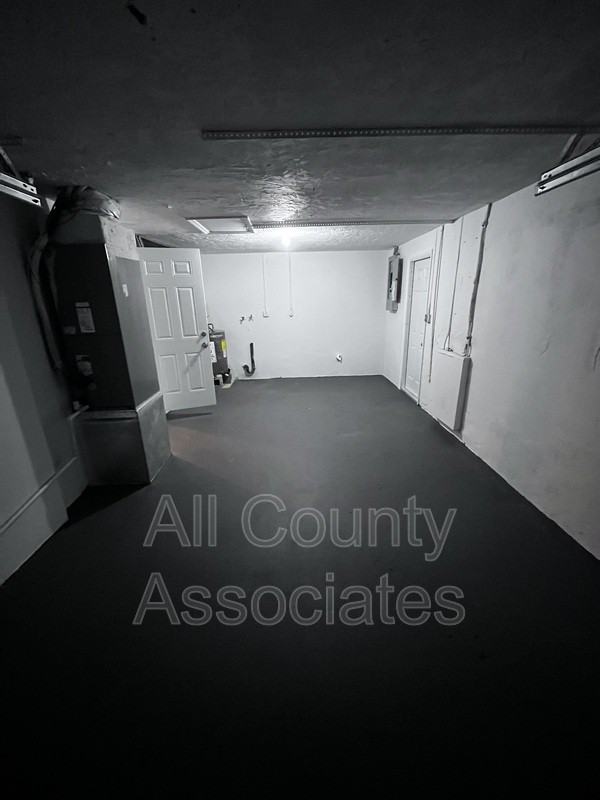 3545 Allandale Dr - Photo 5 of 22