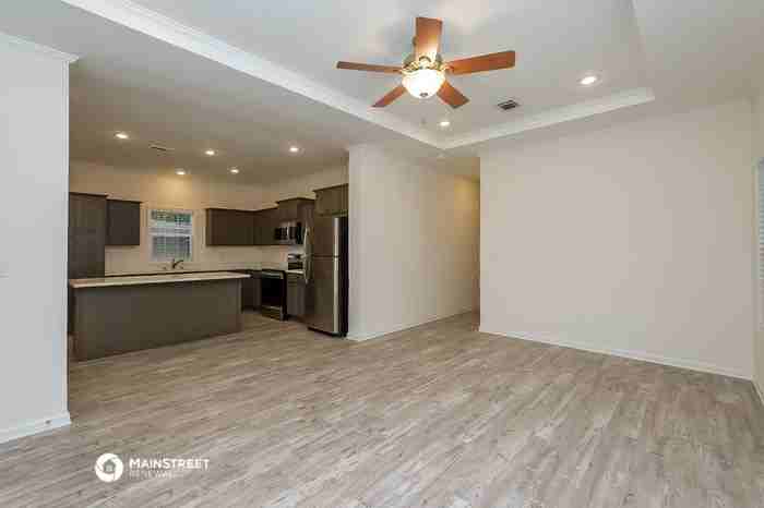 501 26th Ave S - Photo 3 of 16