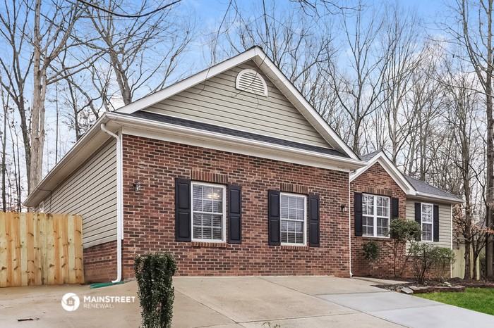 3607 Truxton Ct - Photo 3 of 16