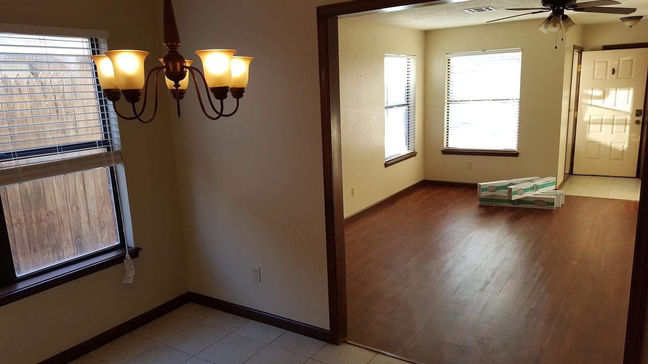 217 Barrett Pl #1 - Photo 3 of 10