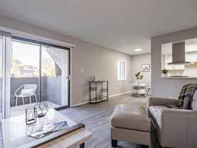 1007 W 1st St - Photo 1 of 1